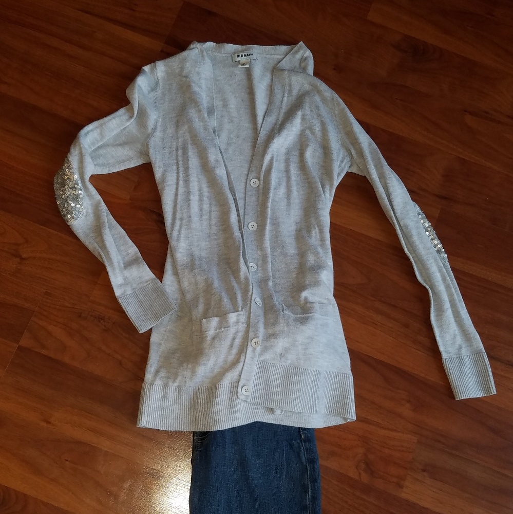 Old Navy sweater